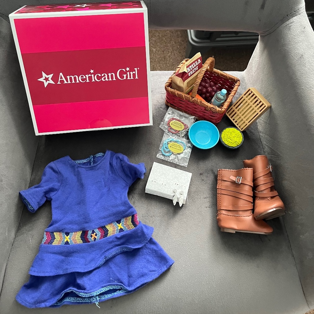 American Girl Sage clothes and accessories